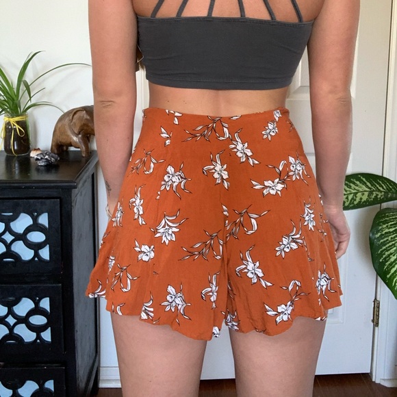 Floral shorts - Picture 4 of 5